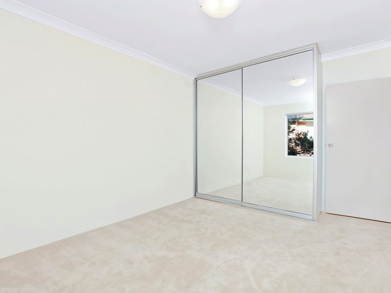 2/31 Myra Rd, Dulwich Hill NSW 2203