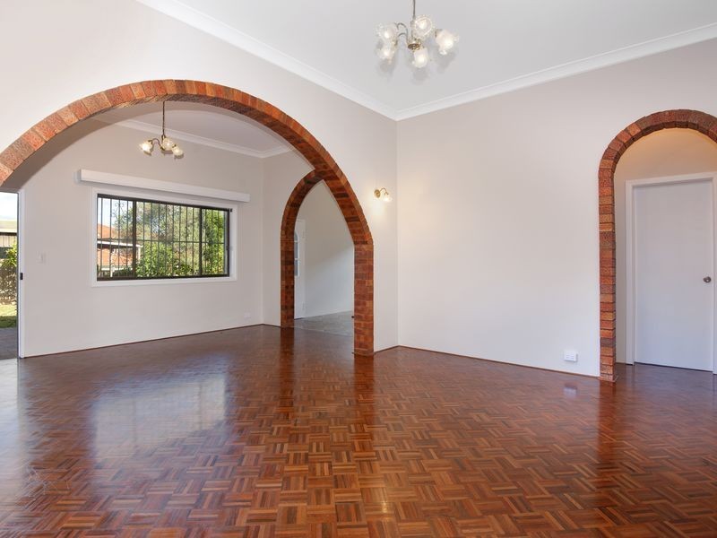 27 Dunstaffenage Street, Hurlstone Park NSW 2193