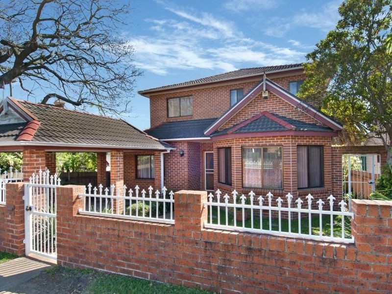 12 Fore Street, Canterbury NSW 2193