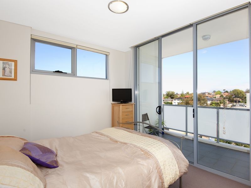 11/1 Cooks Avenue, Canterbury NSW 2193