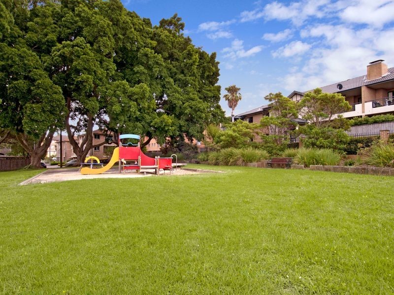 10/36-40 Myra Rd, Dulwich Hill NSW 2203