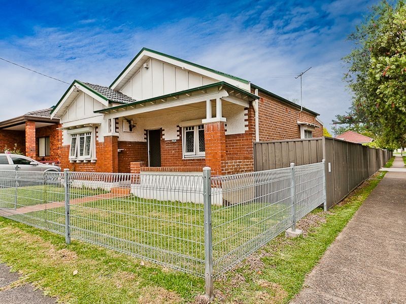 5 Tudor Street, Belmore NSW 2192