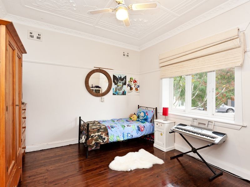 59 Riverside Cres, Dulwich Hill NSW 2203
