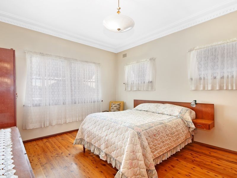 60 Kilbride Street, Hurlstone Park NSW 2193