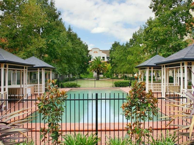 18/8 Williams Parade, Dulwich Hill NSW 2203