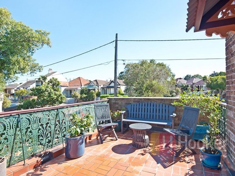 9 Pile Street, Dulwich Hill NSW 2203