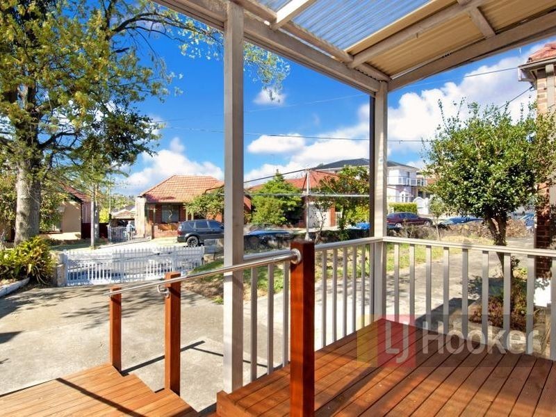 19 Floss Street, Hurlstone Park NSW 2193