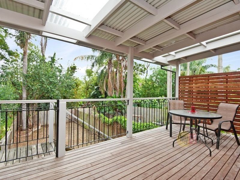 34 Beach Rd, Dulwich Hill NSW 2203