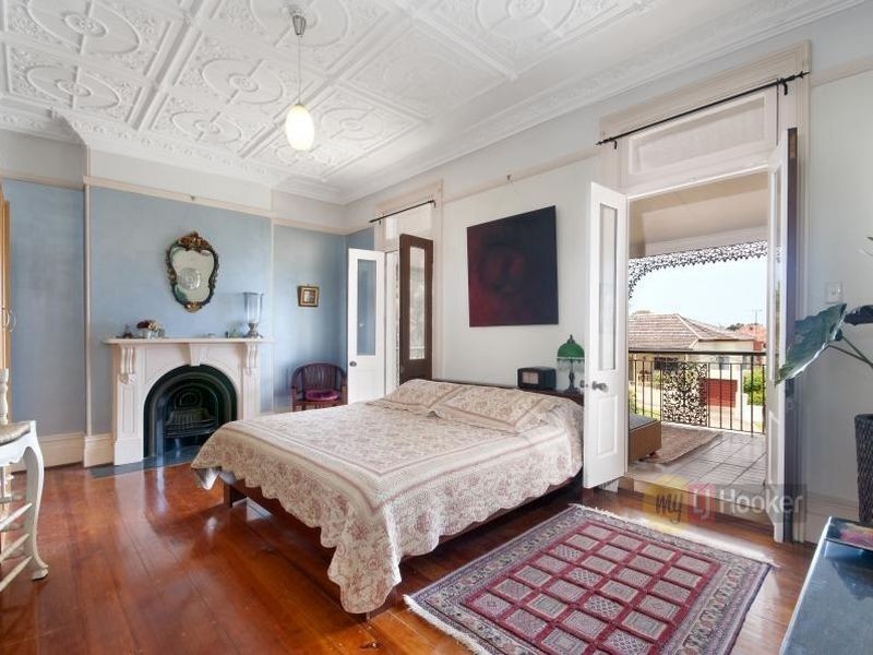 209 Queen Street, Hurlstone Park NSW 2193