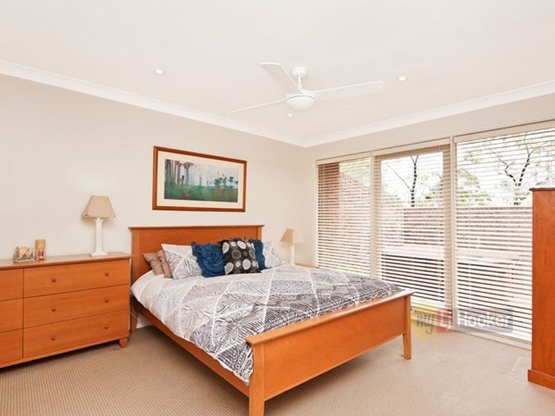 6 Glenora Road, Yarrawarrah NSW 2233