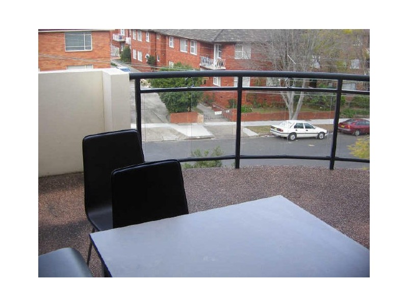 13/6-10 Myra Rd, Dulwich Hill NSW 2203