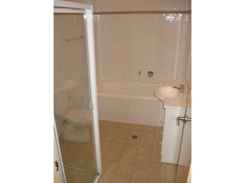 17/6-10 Myra Rd, Dulwich Hill NSW 2203