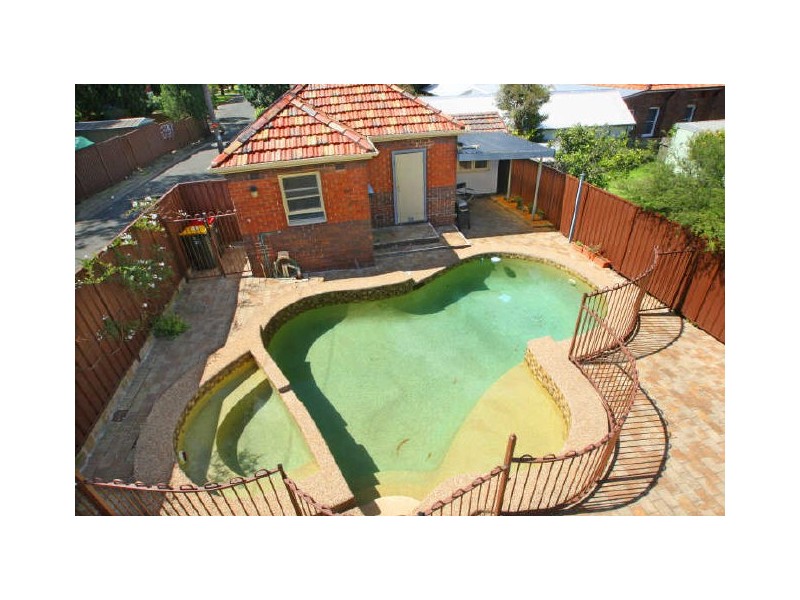 2/37 Fernhill St, Hurlstone Park NSW 2193