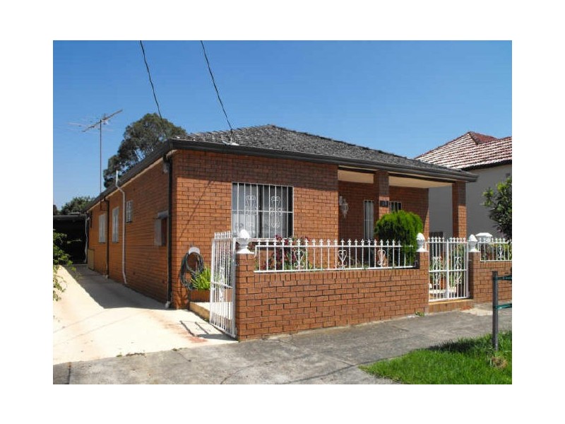 23 Charlecot St, Dulwich Hill NSW 2203