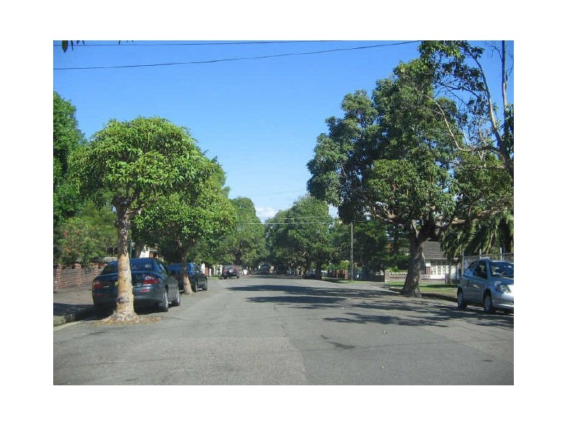 2/28 Canonbury Grove, Dulwich Hill NSW 2203