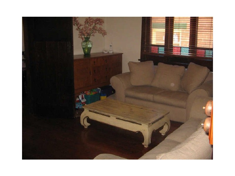 5 Pine St, Marrickville NSW 2204