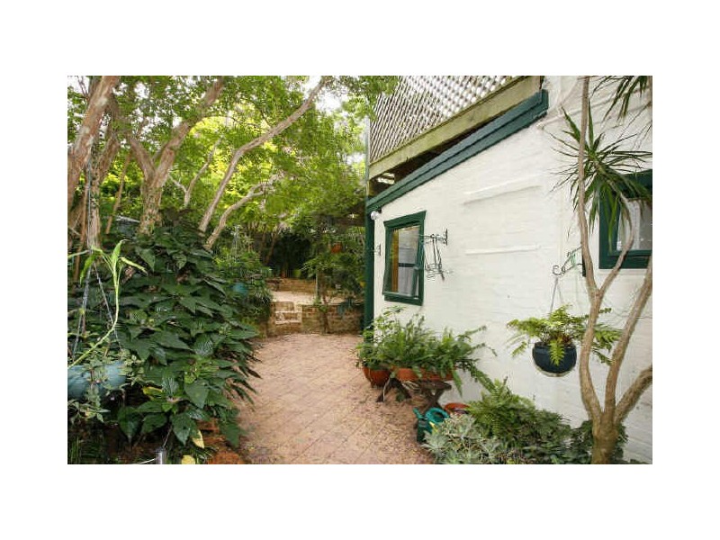 3 Abergeldie St, Dulwich Hill NSW 2203