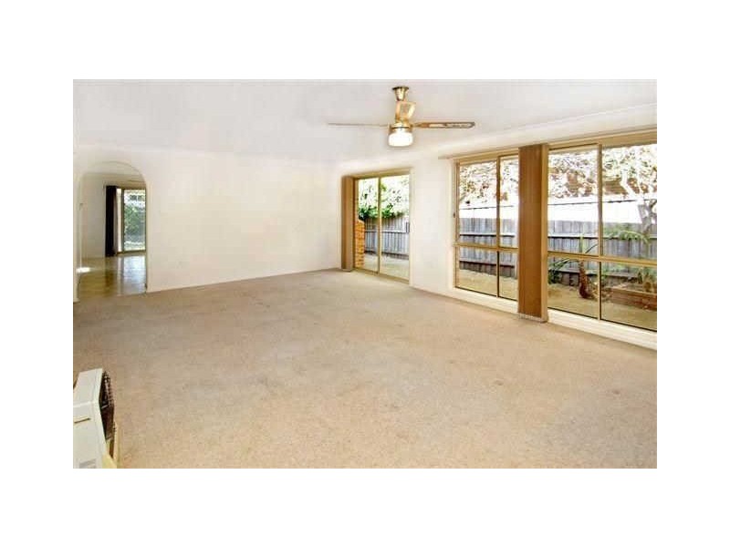 27 Flinders Rd, Earlwood NSW 2206