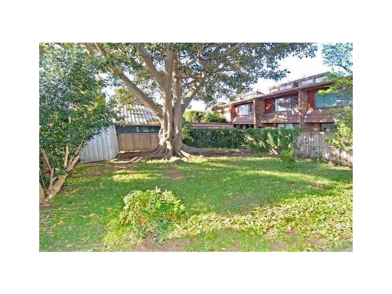 27 Flinders Rd, Earlwood NSW 2206