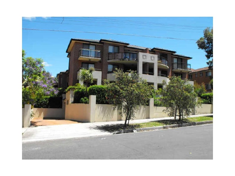 14/6-10 Myra Rd, Dulwich Hill NSW 2203