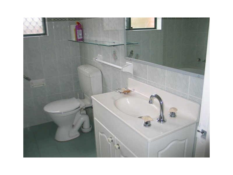 2/27-31 Crinan st, Hurlstone Park NSW 2193