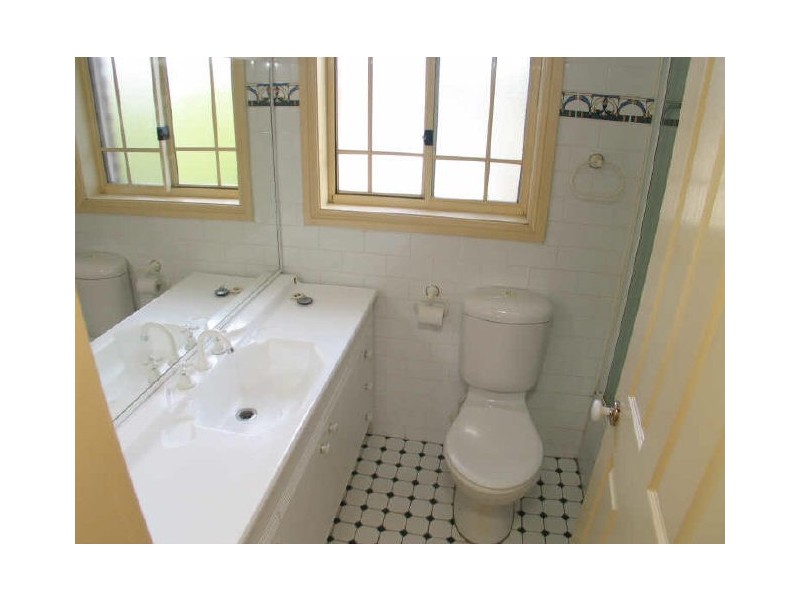 3/2 Gower St, Hurlstone Park NSW 2193