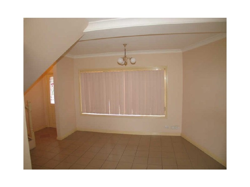 3/2 Gower St, Hurlstone Park NSW 2193