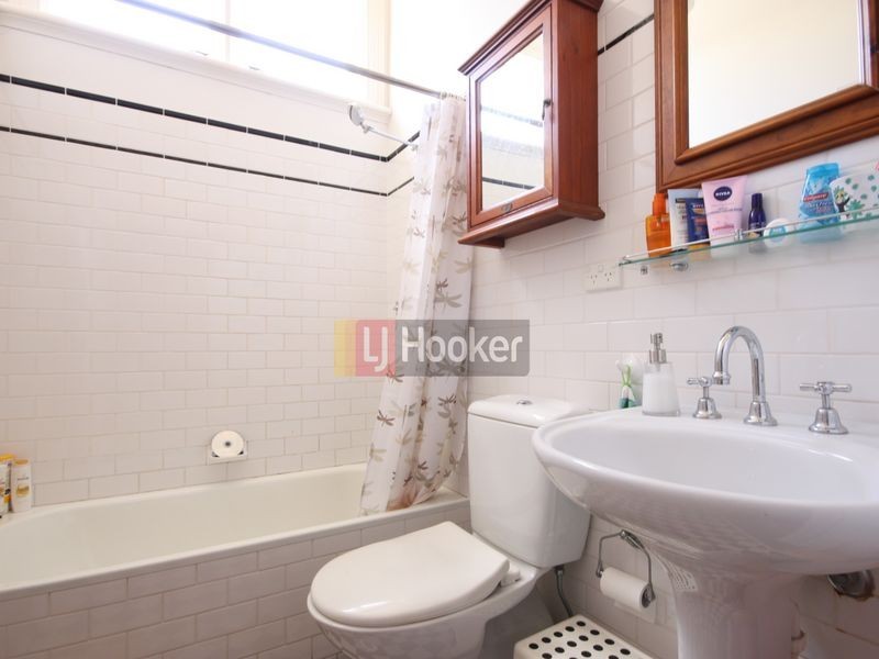 64 Wardell Road, Petersham NSW 2049