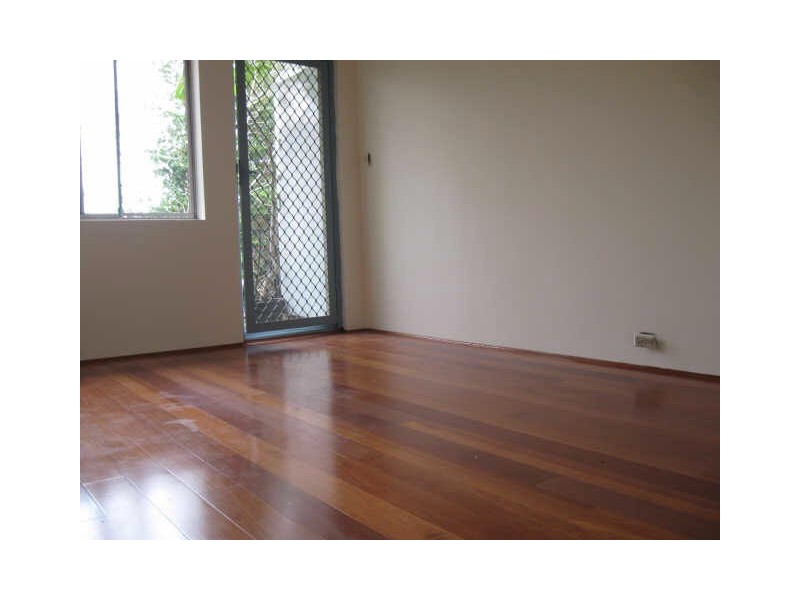 9/29 Pine St, Marrickville NSW 2204