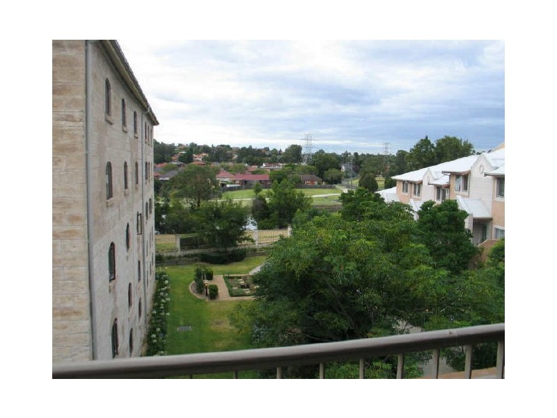 36/2-4 Sugar House Rd, Canterbury NSW 2193