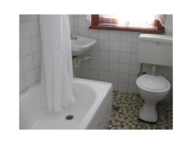 27A Wemyss Street, Enmore NSW 2042