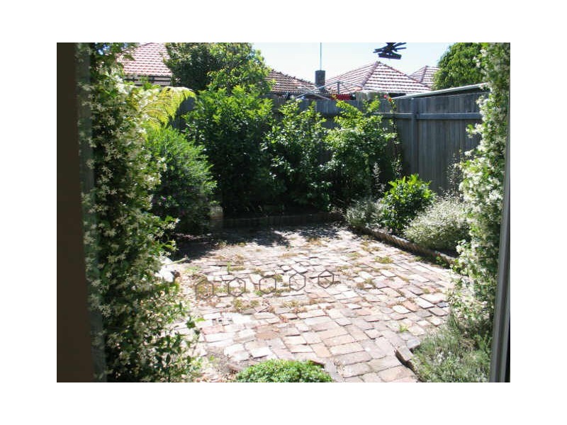 17 Queen St, Marrickville NSW 2204