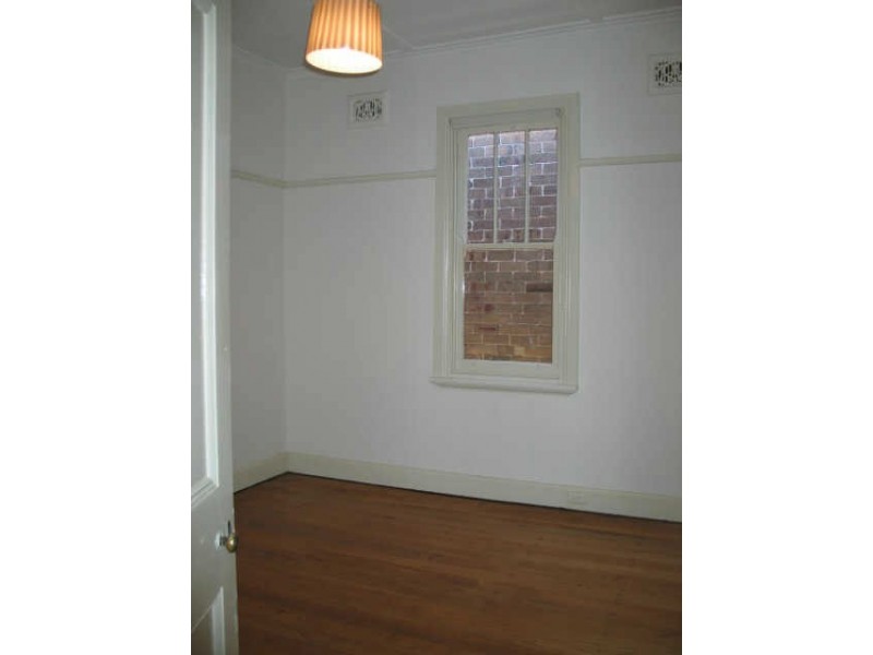 17 Queen St, Marrickville NSW 2204