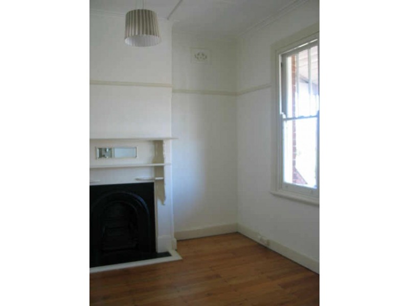 17 Queen St, Marrickville NSW 2204