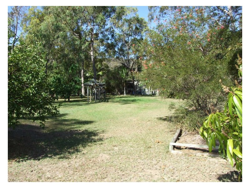 20 Mounter Street, Boyne Island QLD 4680