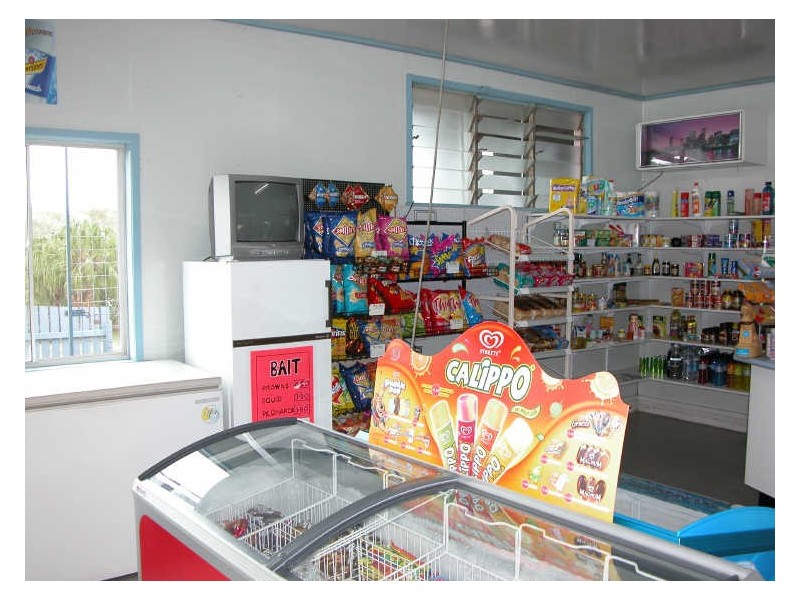 52 Malpas Street, Boyne Island QLD 4680