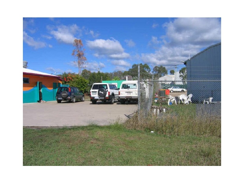 4 Enterprise Street, Boyne Island QLD 4680