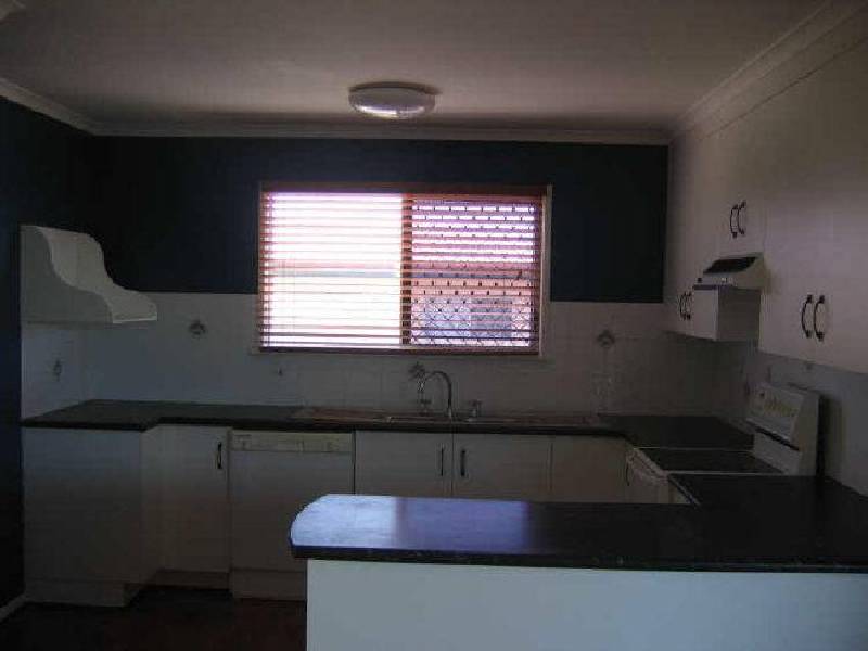 71 Booth Avenue, Tannum Sands QLD 4680