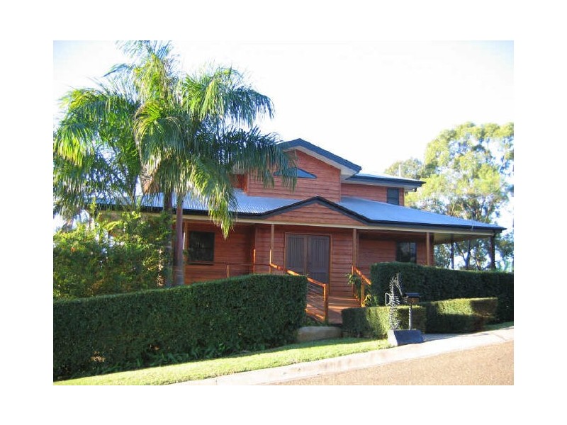 5 Creek Road, Tannum Sands QLD 4680