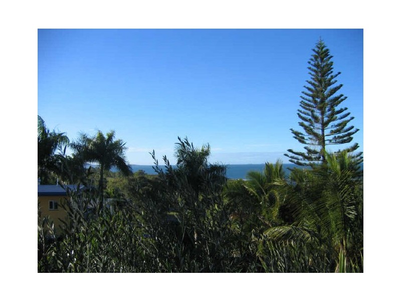 5 Creek Road, Tannum Sands QLD 4680