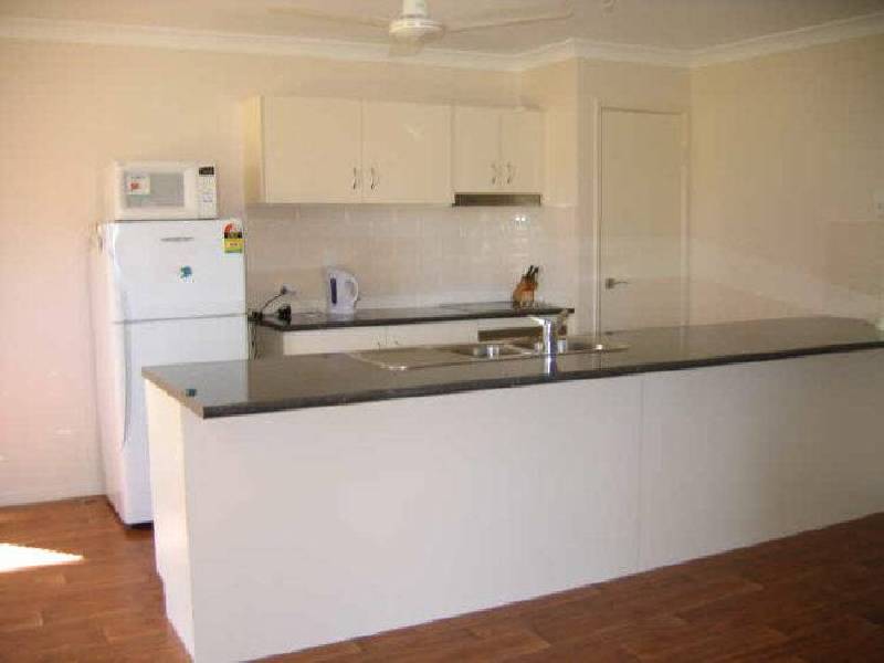 10 Richard Street, Boyne Island QLD 4680