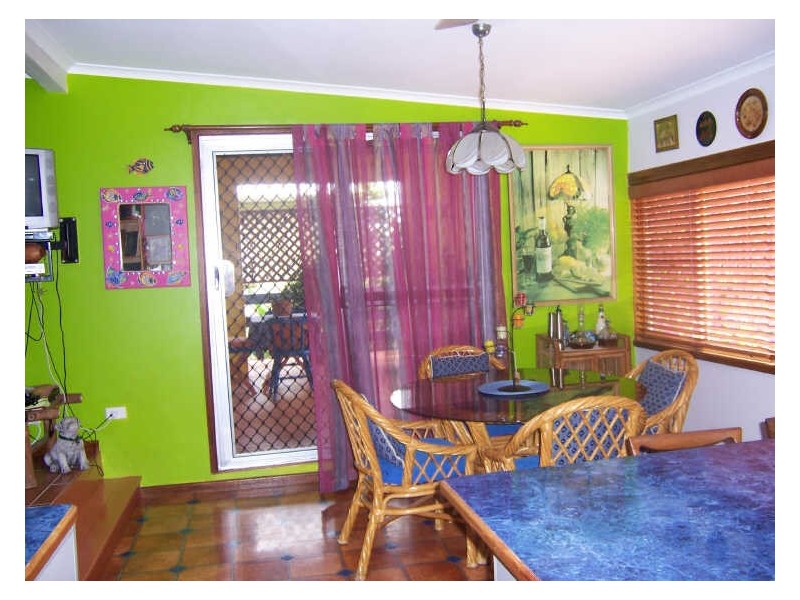 3 Creek Road, Tannum Sands QLD 4680