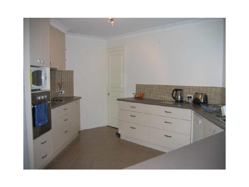 3 Longreach Court, Tannum Sands QLD 4680