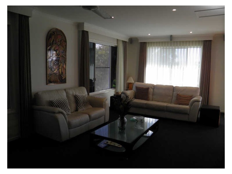 6 Charles Crescent, Tannum Sands QLD 4680
