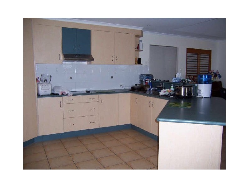 4 Riverside Drive, Tannum Sands QLD 4680
