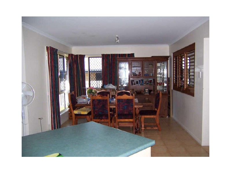 4 Riverside Drive, Tannum Sands QLD 4680