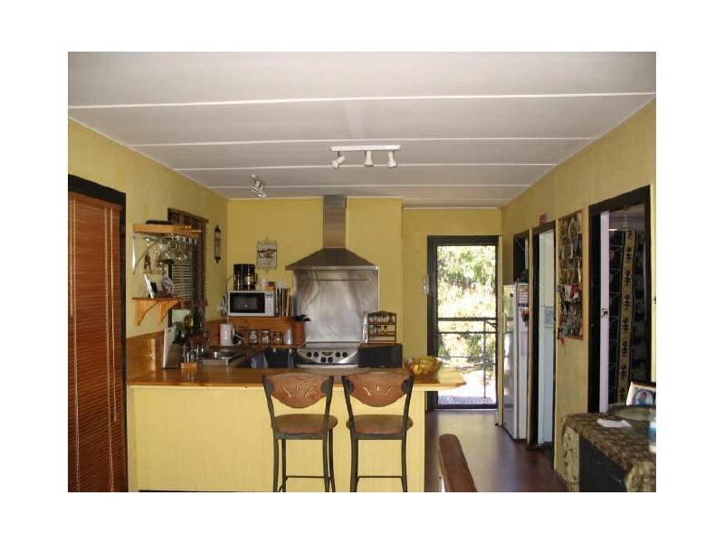 13 Yukana Street, Boyne Island QLD 4680