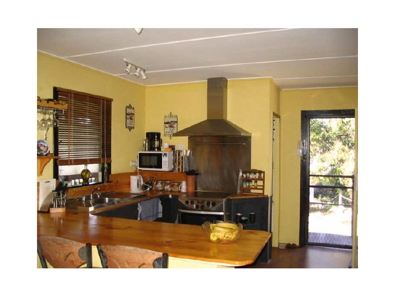 13 Yukana Street, Boyne Island QLD 4680