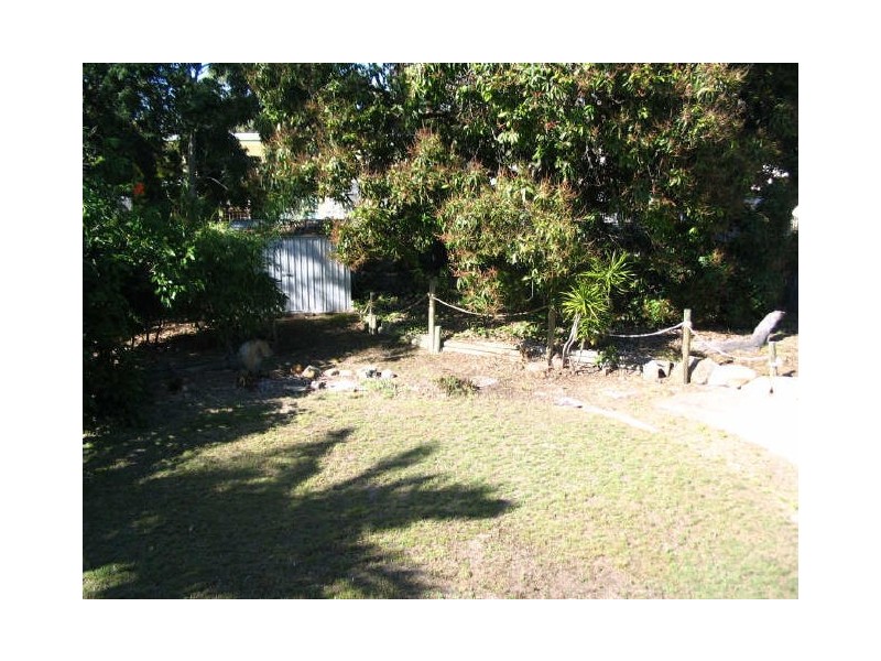 13 Yukana Street, Boyne Island QLD 4680