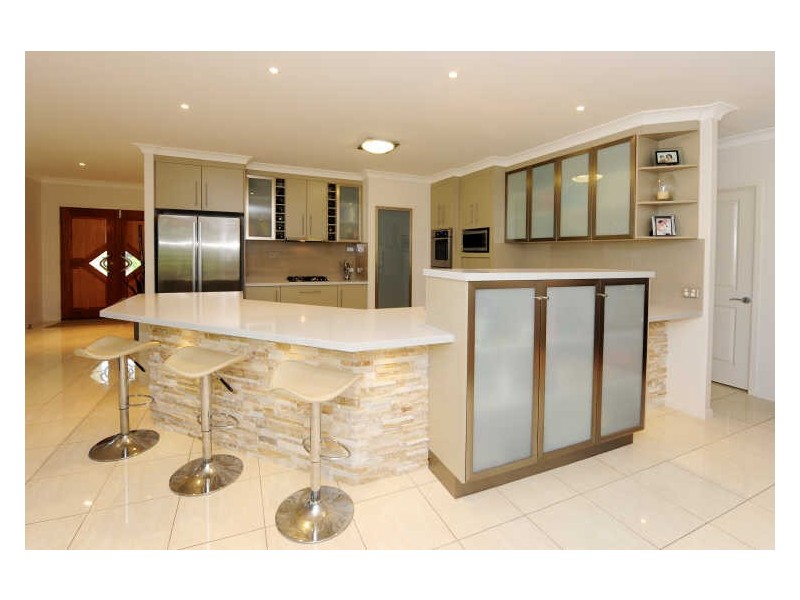 10 Baruby Boulevard, Benaraby QLD 4680